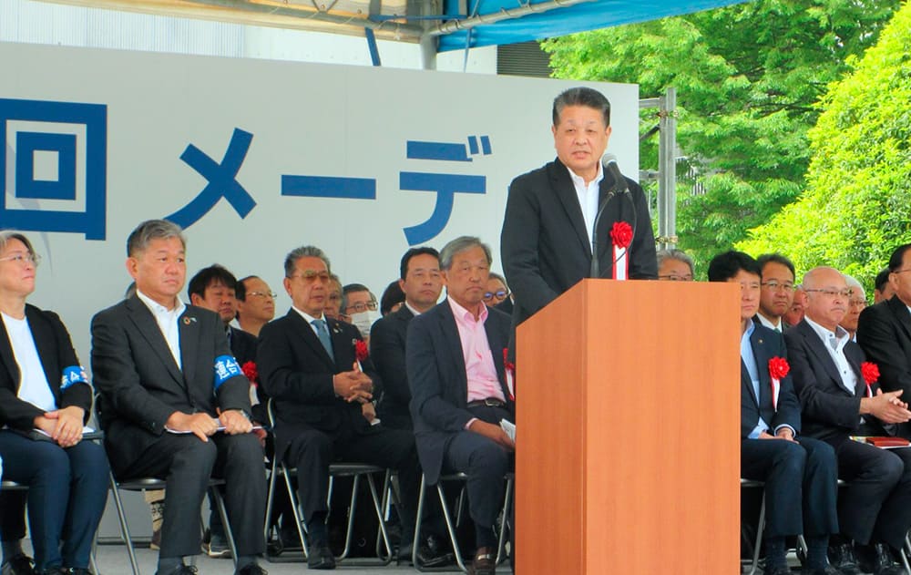 4月25日連合山梨メーデー開催にあわせ働く仲間のみなさんに立憲民主党の政策を訴え 2 物価高や賃金の課題や、労働環境の改善に向けて、働く仲間のみなさんとともに、政策実現に向けて取り組んでまいります。